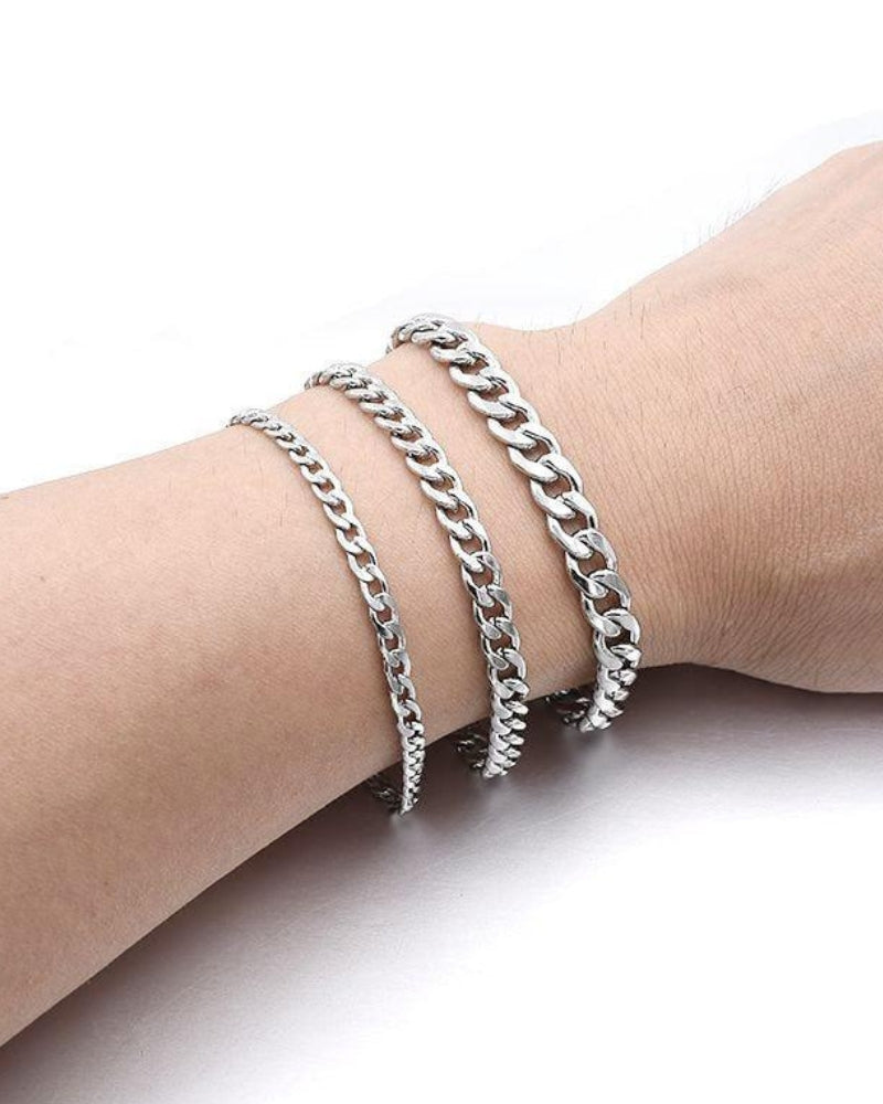 novae Chained Bracelet