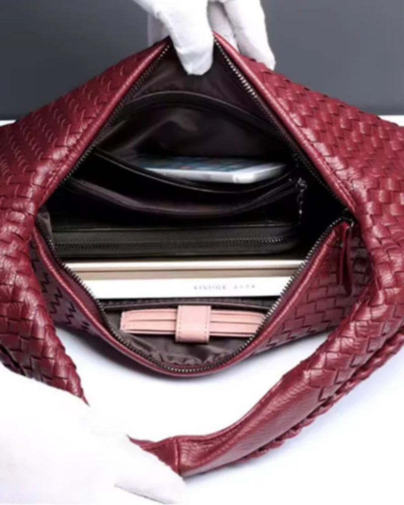 The Novae Handbag