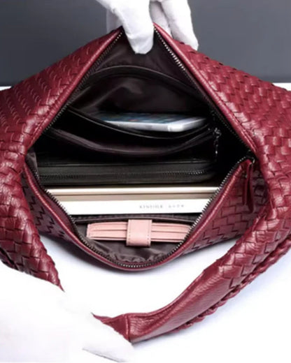 The Novae Handbag