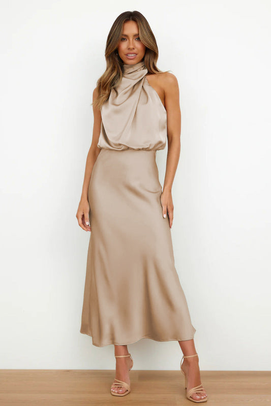 Novae | Vestido con escote americano